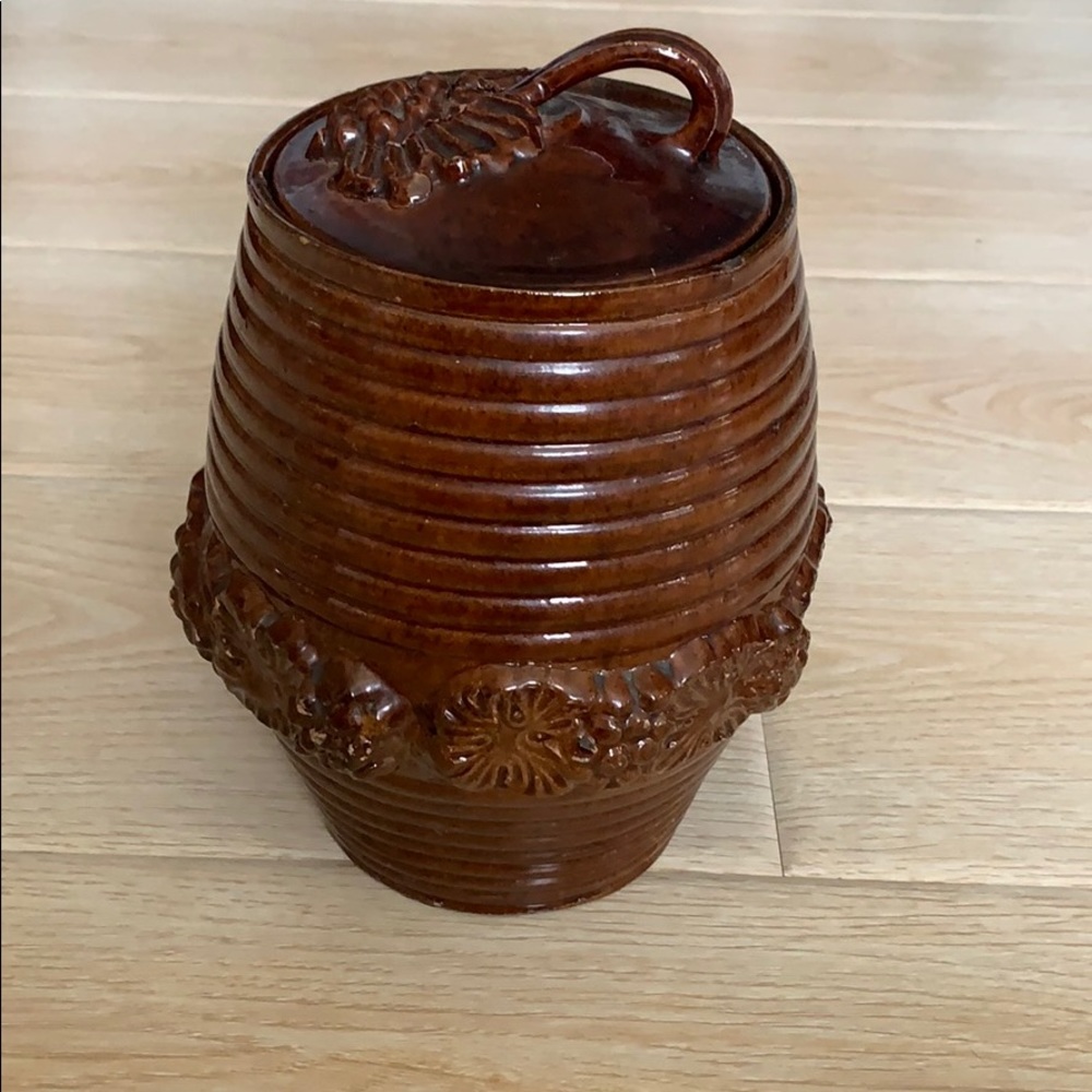 Unusual Bean Cannister